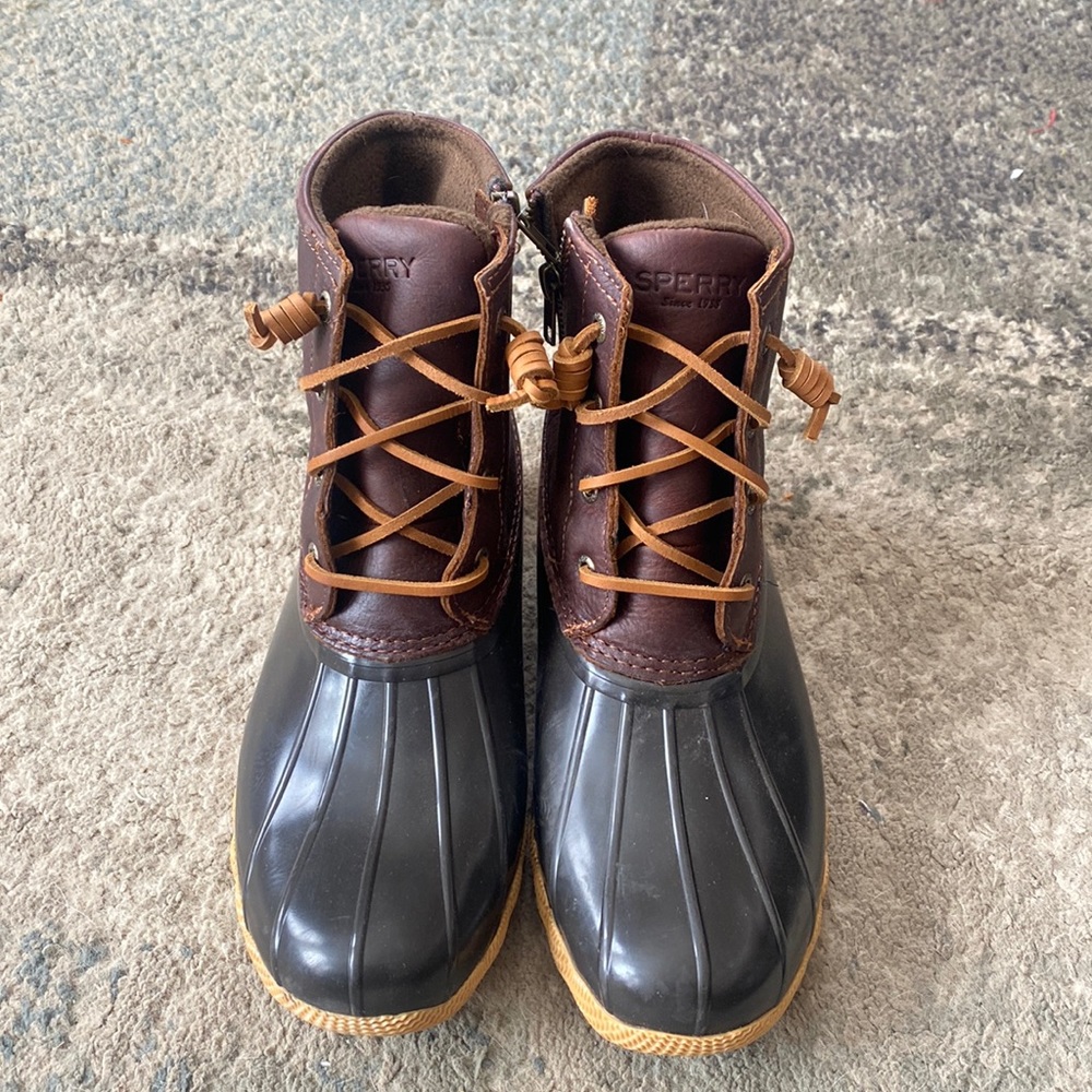 Sperry’s Womens dark brown waterproof duck boots